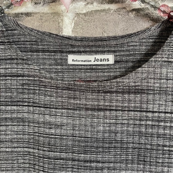 REFORMATION Jeans Perry Charcoal Stretchy Midi Dress Short Sleeve Lettuce Hem - Picture 8 of 10